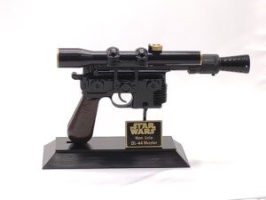 Han Solo Blaster - Solo A Star Wars Story